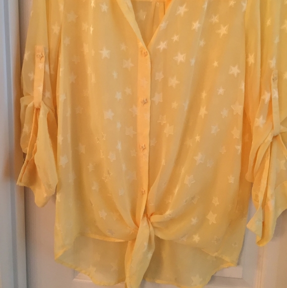 Chelsea & Violet Blouse - Picture 3 of 4